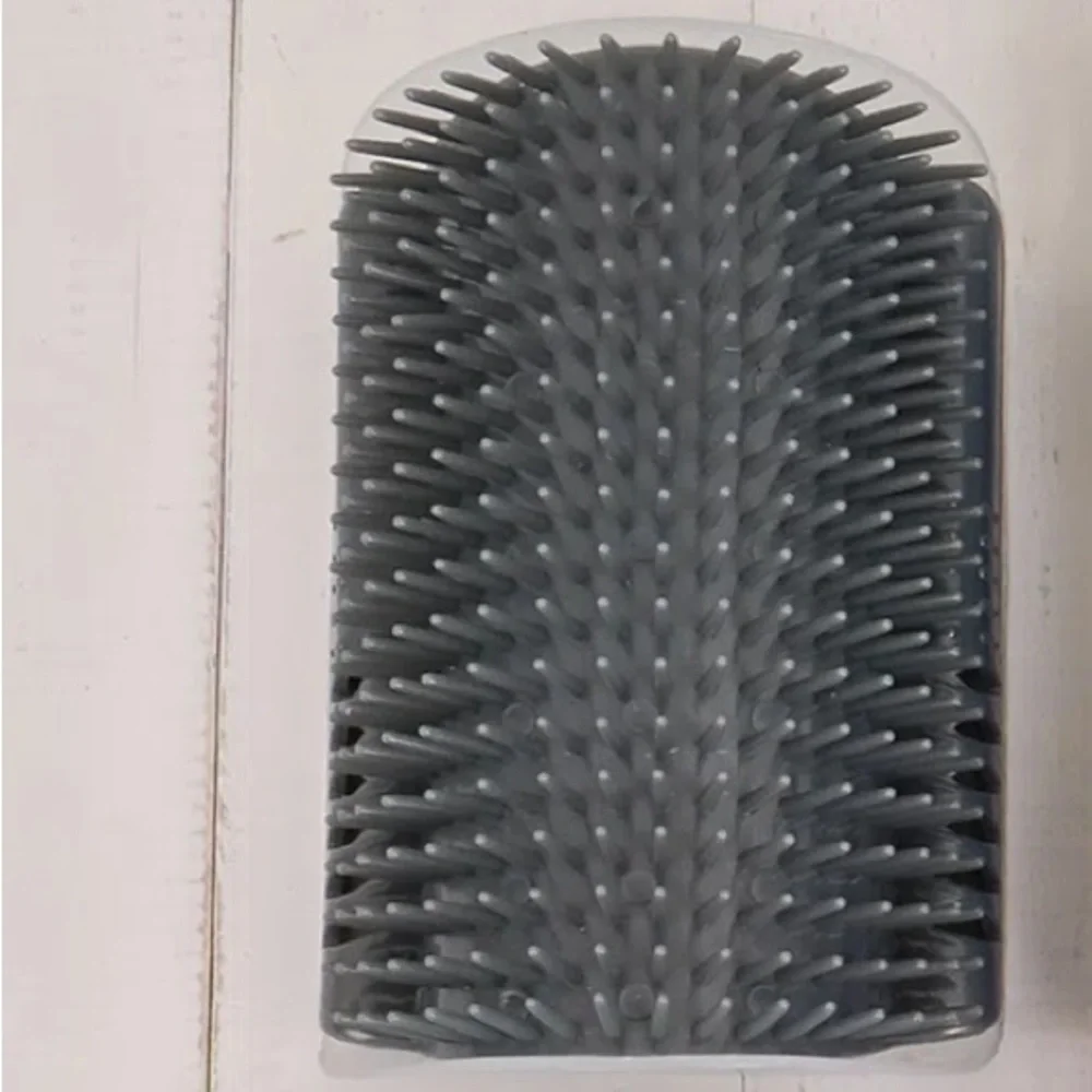 HP NWT Cat Self Groomer Wall Corner Massage Comb Brush Gray (OS)